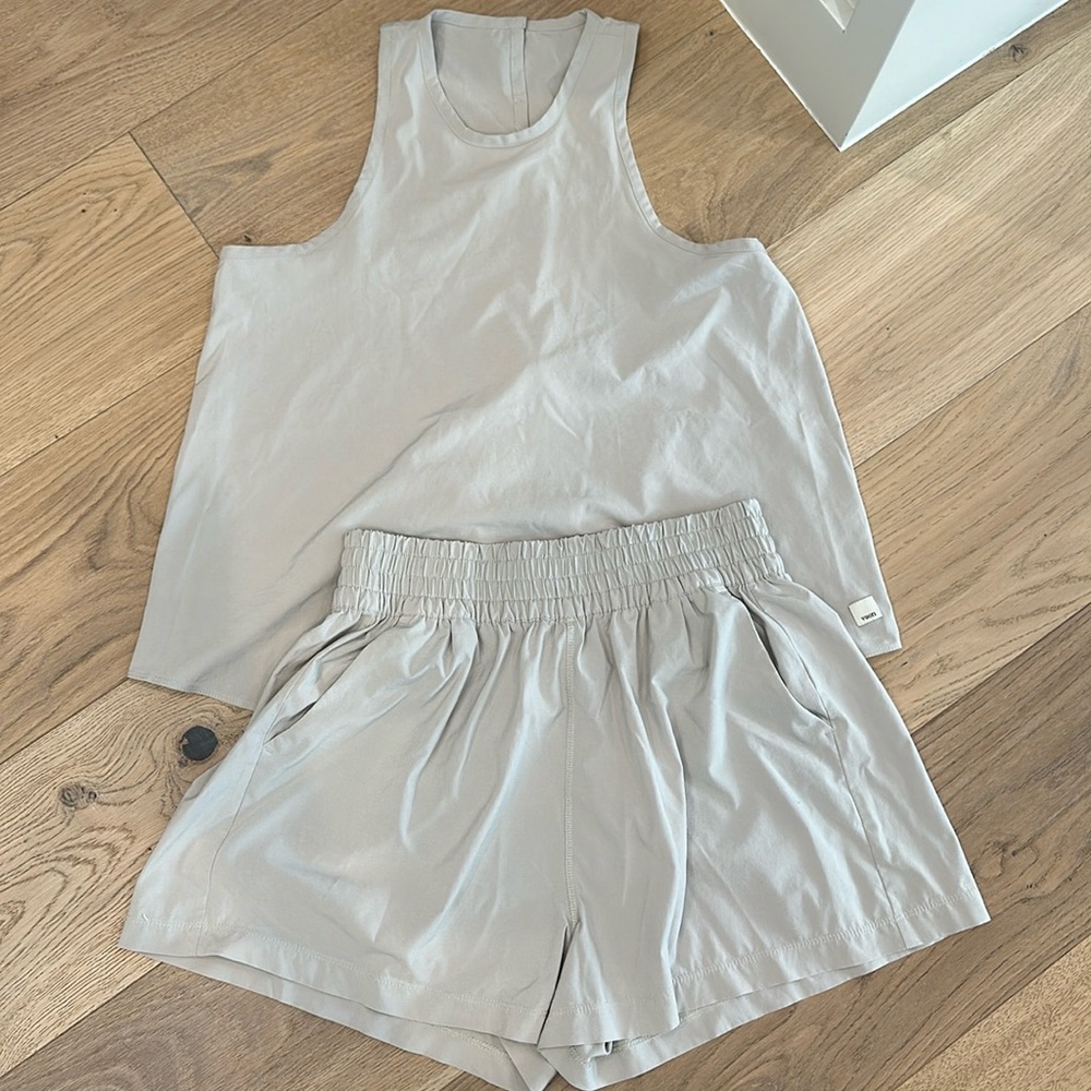 Vuori Set. Tank and shorts